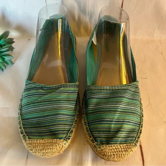 💚OLD NAVY • Striped Canvas Flat Espadrilles - Picture 2 of 12
